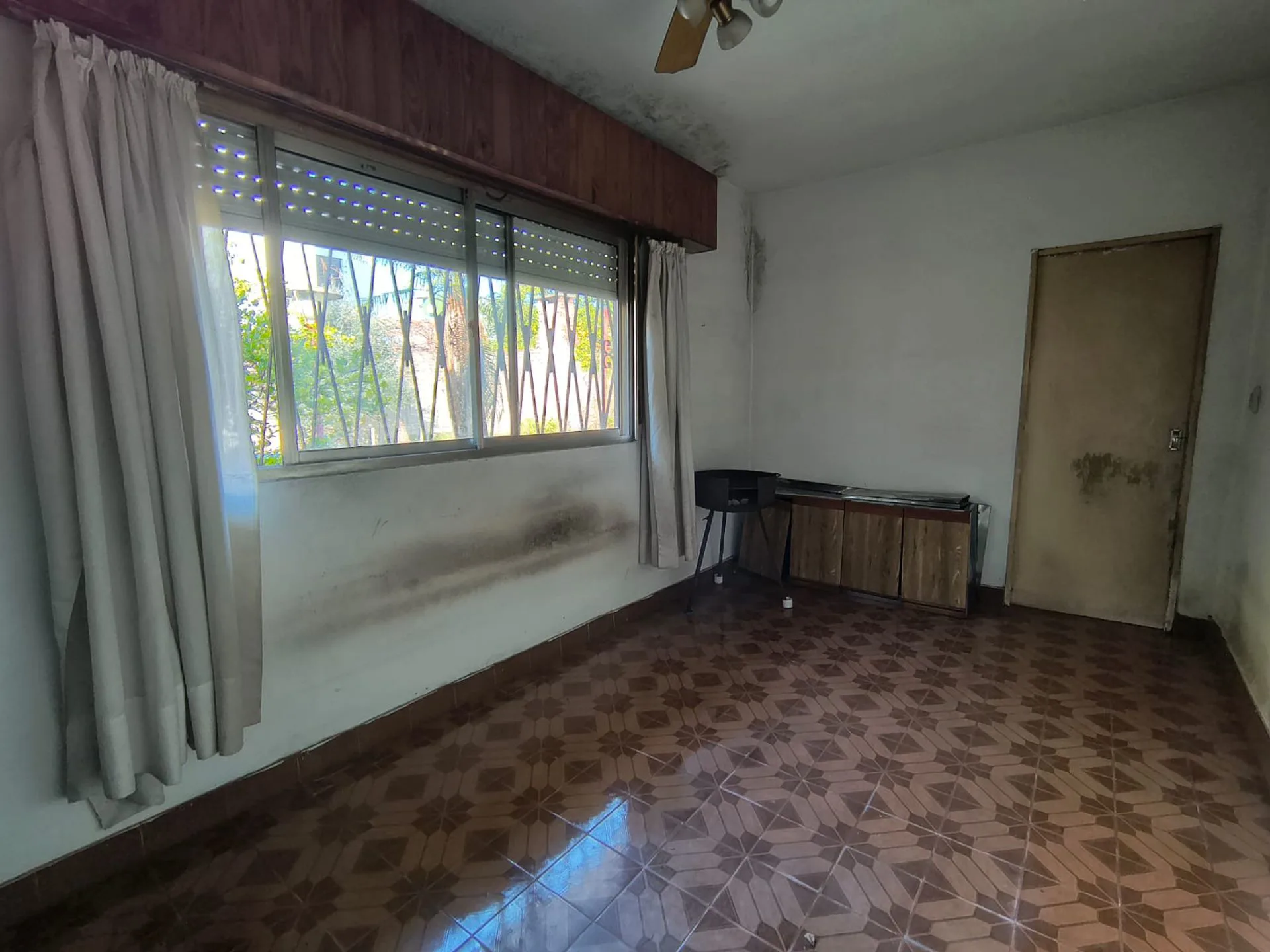 CASA EN VENTA EN LANUS foto 5