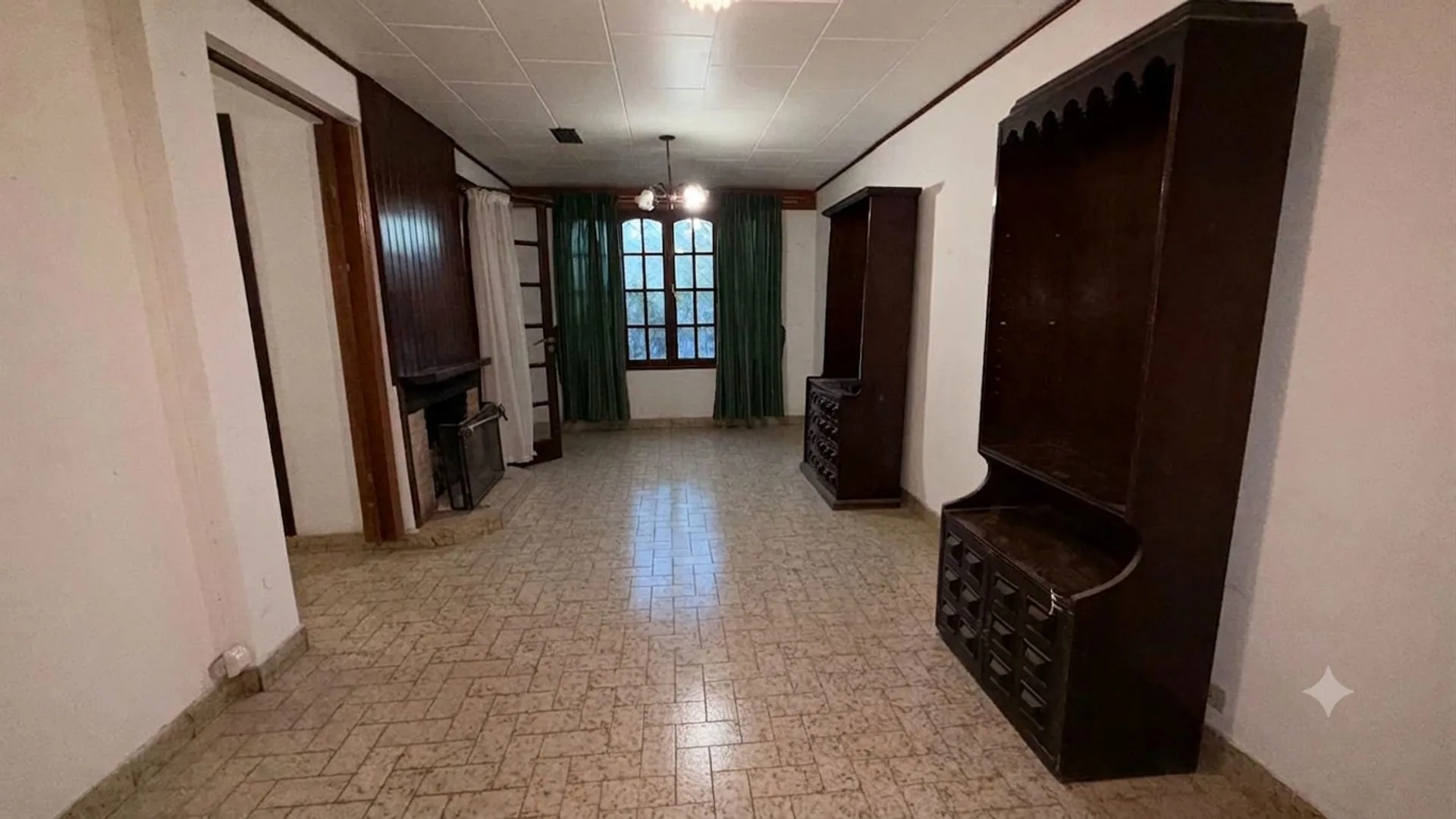 EXCELENTE OPORTUNIDAD/ VENTA CASA EN PLENO CENTRO foto 4