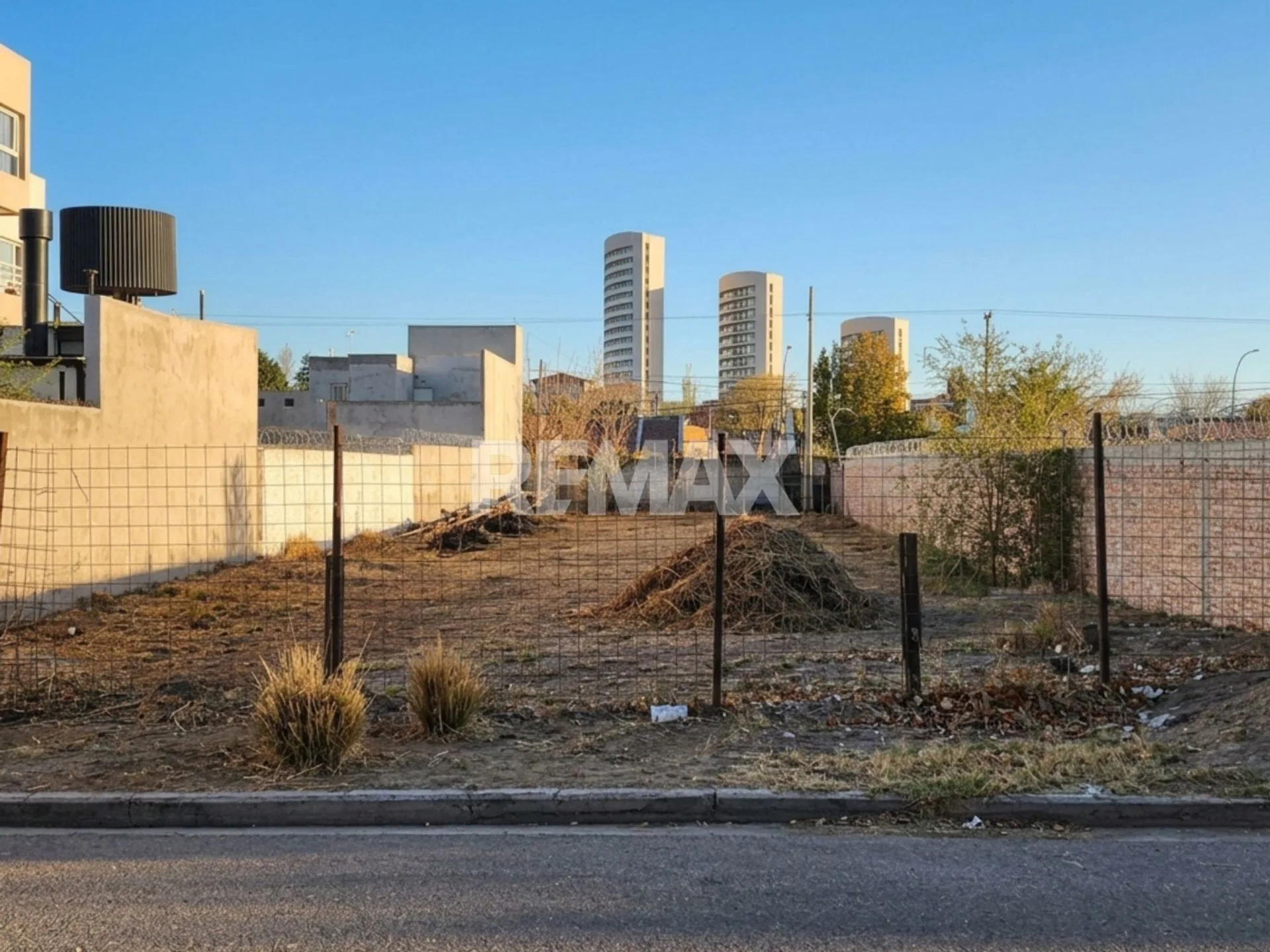TERRENO EN VENTA EN CIPOLLETTI foto 2