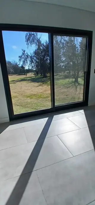 VENTA CASA EN UNA PLANTA - VISTA AL GOLF foto 5