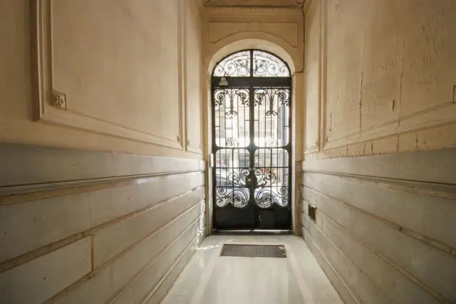 Venta Departamento 5 Ambientes Al Frente - CABA
