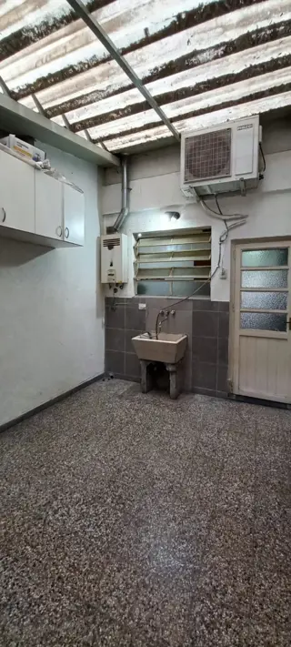 PH 3 AMB 77 M² | 2 DORMITORIOS | BAÑO A NUEVO | MUY BAJAS EXPENSAS | DUEÑO DIRECTO foto 3