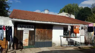 Venta de  departamento con galpon foto 3