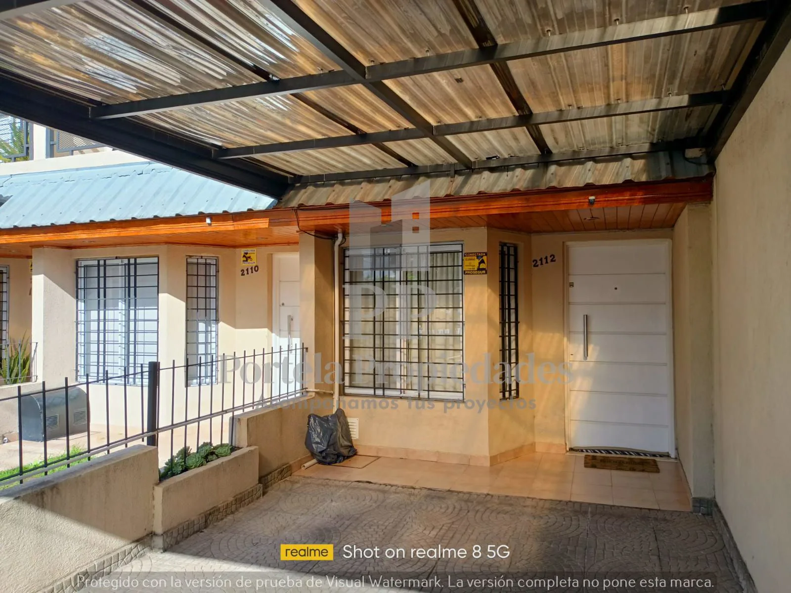 TRIPLEX DE 4 AMBIENTES MORON SUR foto 2