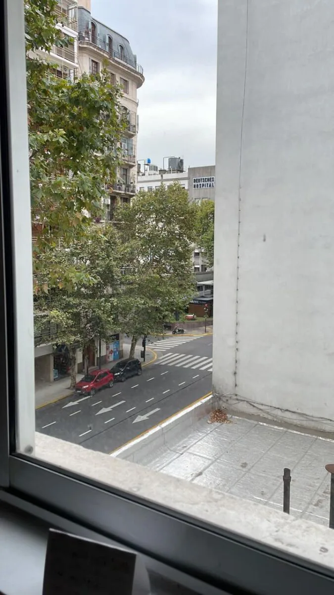 ALQUILER MONOAMBIENTE EN AV PUYRREDON Y ARENALES foto 3