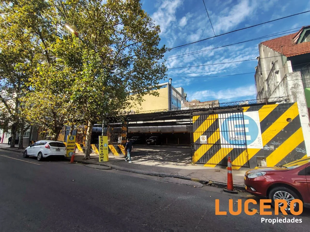 OPORTUNIDAD EN MORÓN CENTRO – LOTE CON PROYECTO APROBADO foto 3