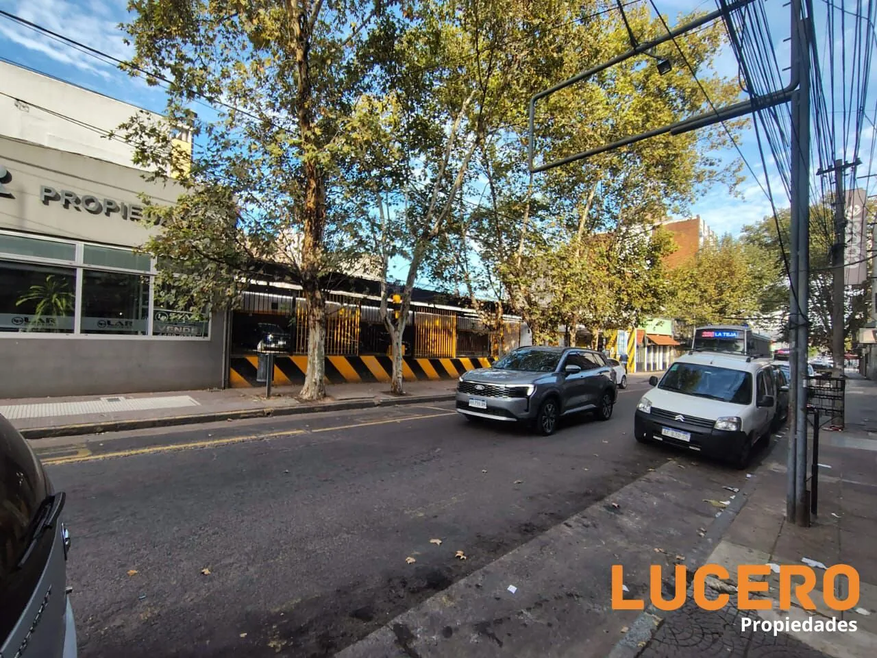 OPORTUNIDAD EN MORÓN CENTRO – LOTE CON PROYECTO APROBADO foto 4