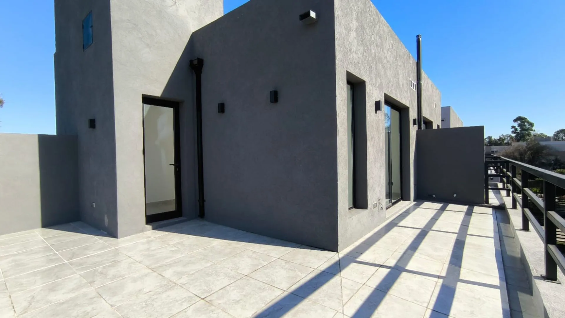 Pilar | Venta 2 ambientes con terraza propia