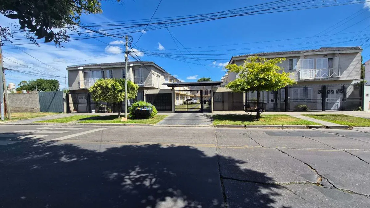 VENTA DUPLEX 3 AMB. V. BOSCH  PATIO APTO CREDITO foto 2