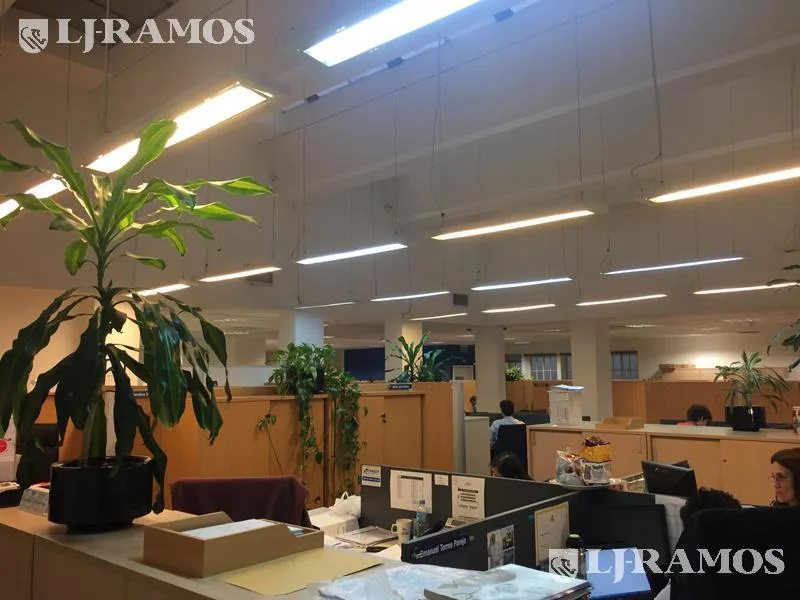Oficina en Alquiler en Microcentro - MITRE BARTOLOME  N°401 -Piso  2 foto 2