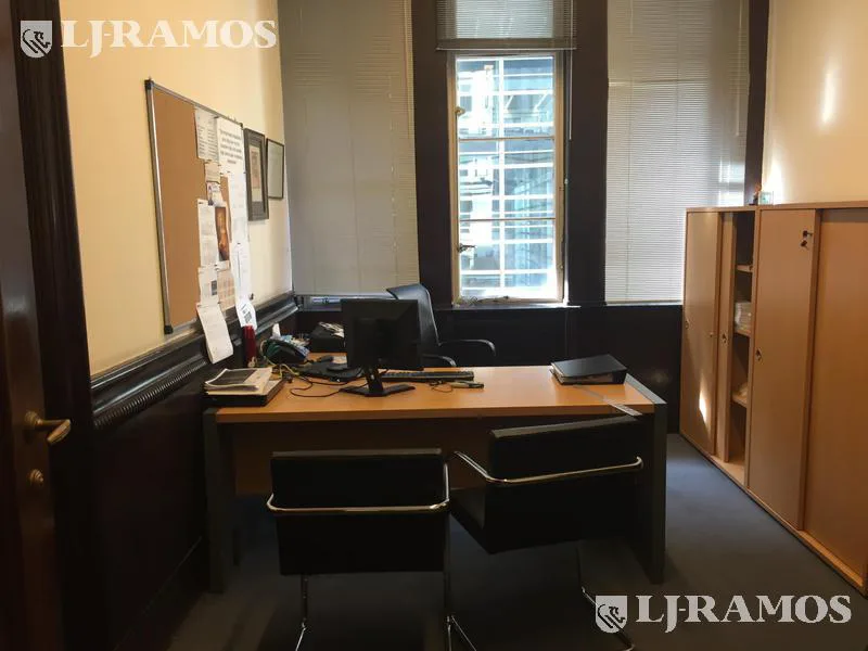 Oficina en Alquiler en Microcentro - MITRE BARTOLOME  N°401 -Piso  2 foto 4