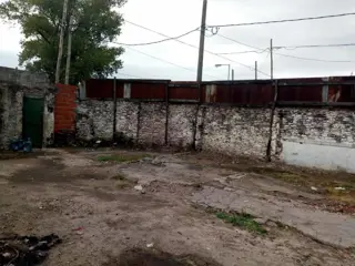 TERRENO DE 264 M² EN ESQUINA AVENIDA GENERAL PAZ Y BAIGORRIA CON CASA Y GALPÓN foto 4