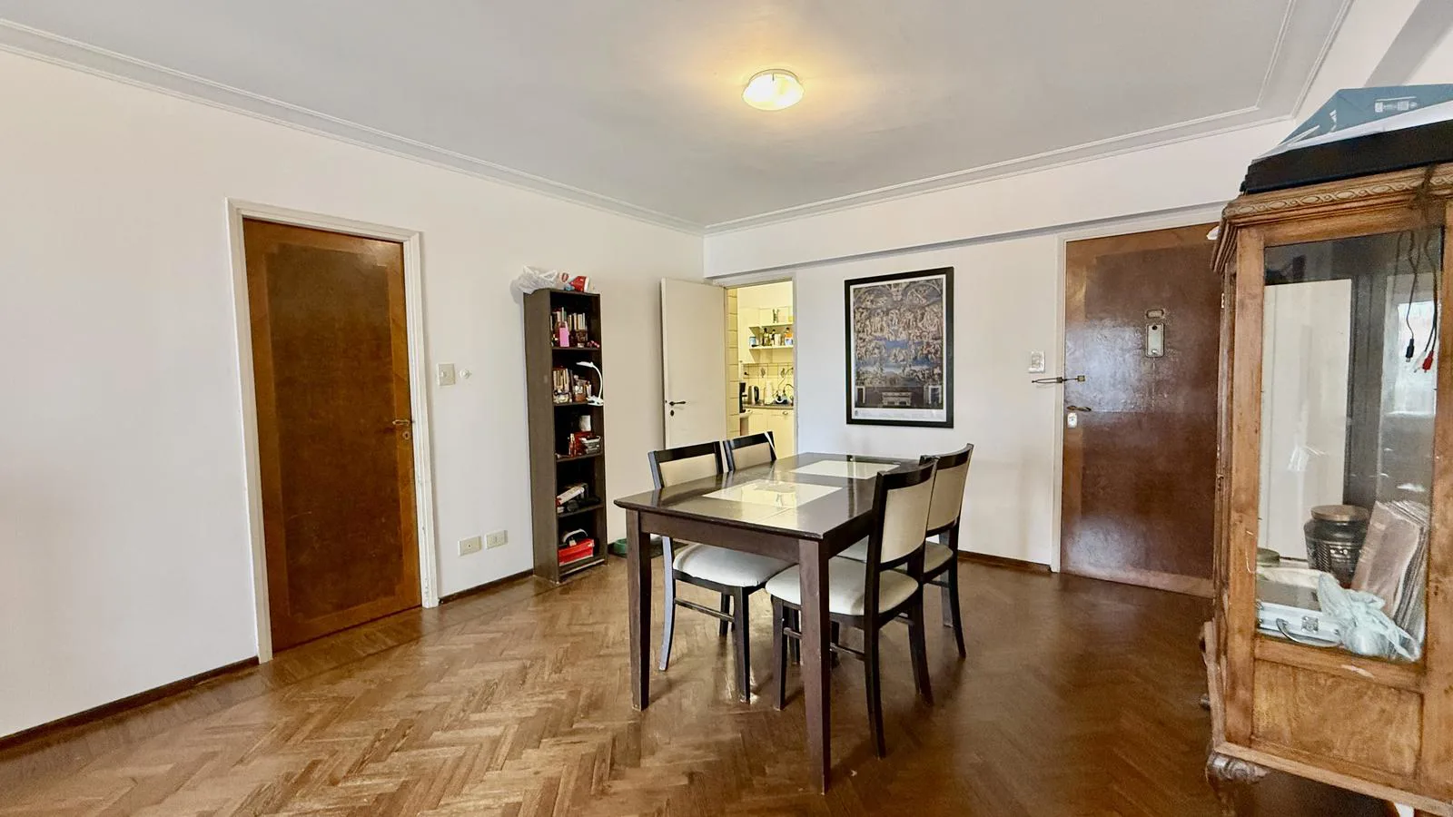 Departamento en venta de 2 dormitorios   comodín con balcón | Paraguay y San Luis foto 4