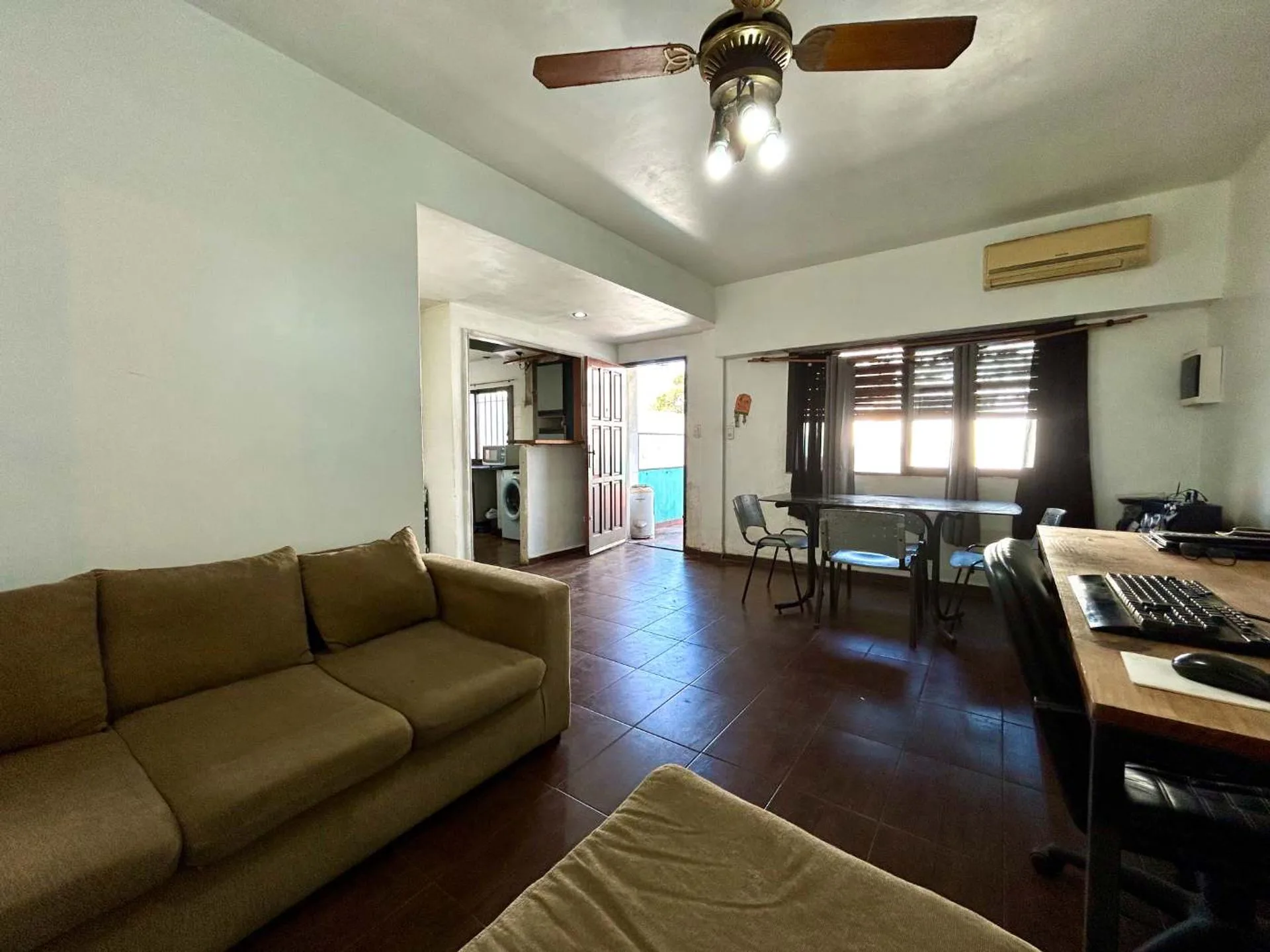 VENTA PH 3 AMBIENTES CON COCHERA VILLA SARMIENTO foto 2