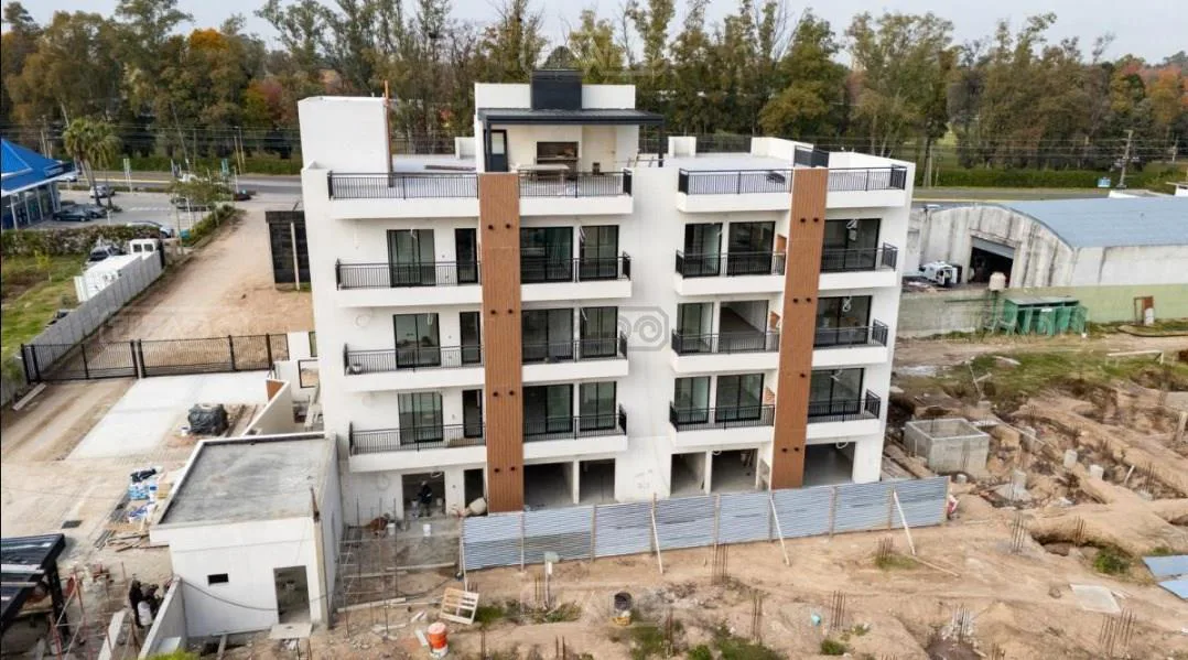 SpringPark Pilar, Colectora Panamericana km foto 5