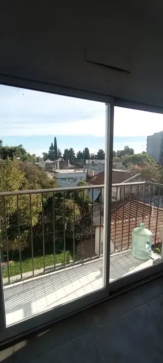 Alquiler de excelente monoambiente en Martín Coronado foto 3