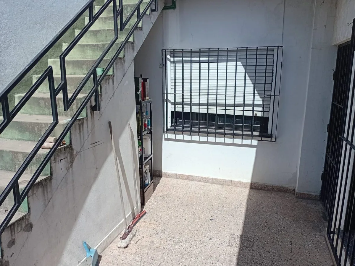 VENTA OPORTUNIDAD PH 2 AMBIENTES EN RAMOS MEJÍA foto 2