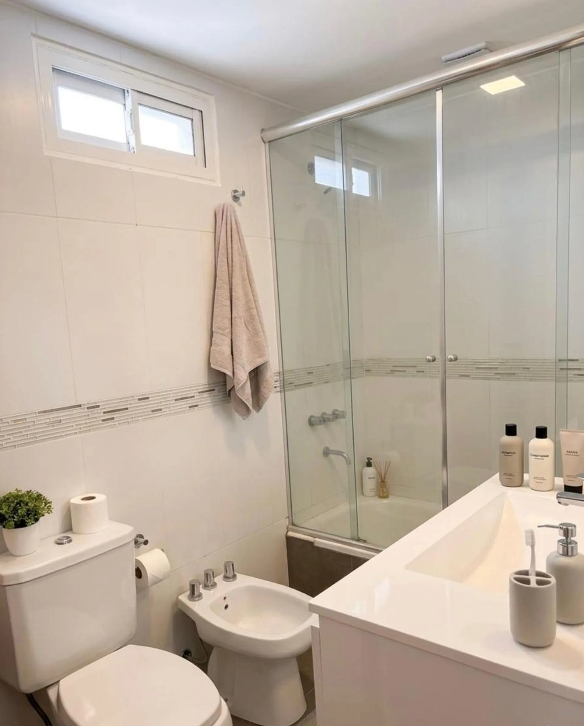 VENTA IMPECABLE  3 AMBIENTES EXC. ESTADO LUMINOSO foto 4