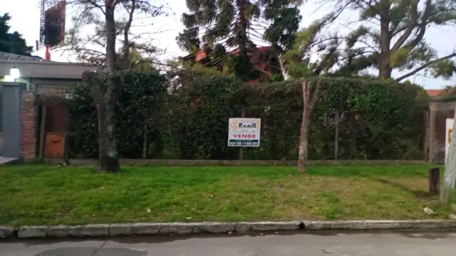 Lote + Edificación EN VENTA, Cura Brochero 1600, Ituzaingó. Ideal Inversor