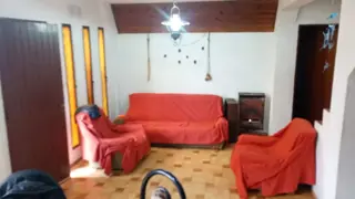 Lote + Edificación EN VENTA, Cura Brochero 1600, Ituzaingó. Ideal Inversor foto 3