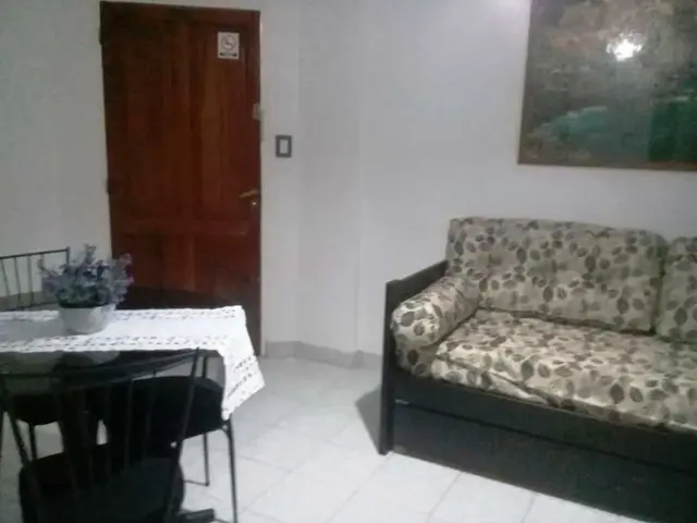 ALQUILER DEPTO CENTRICO AMOBLADO