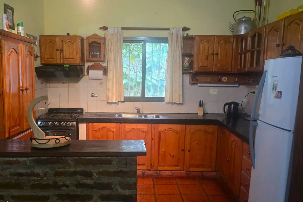 Venta de Casa Quinta en Parque Juralo + LOTE foto 5