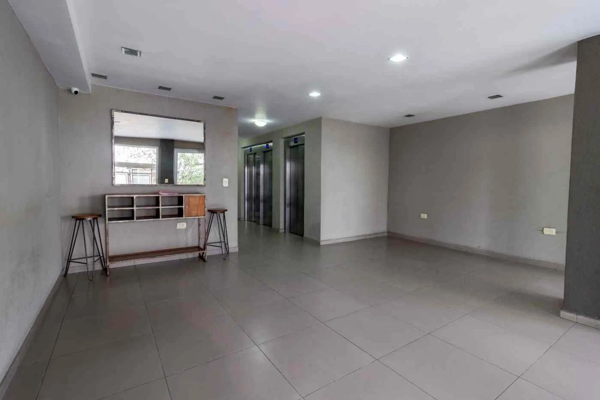 VENTA DEPARTAMENTO 2 AMBIENTES EN MORÓN CENTRO foto 4