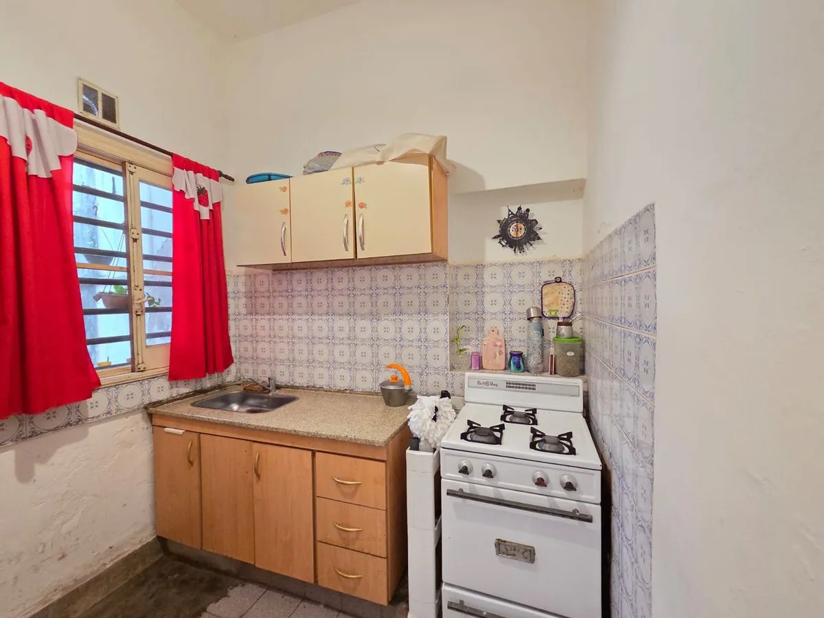 VENTA PH 3 AMB C/PATIO APTO CRÉDITO - AVELLANEDA foto 3