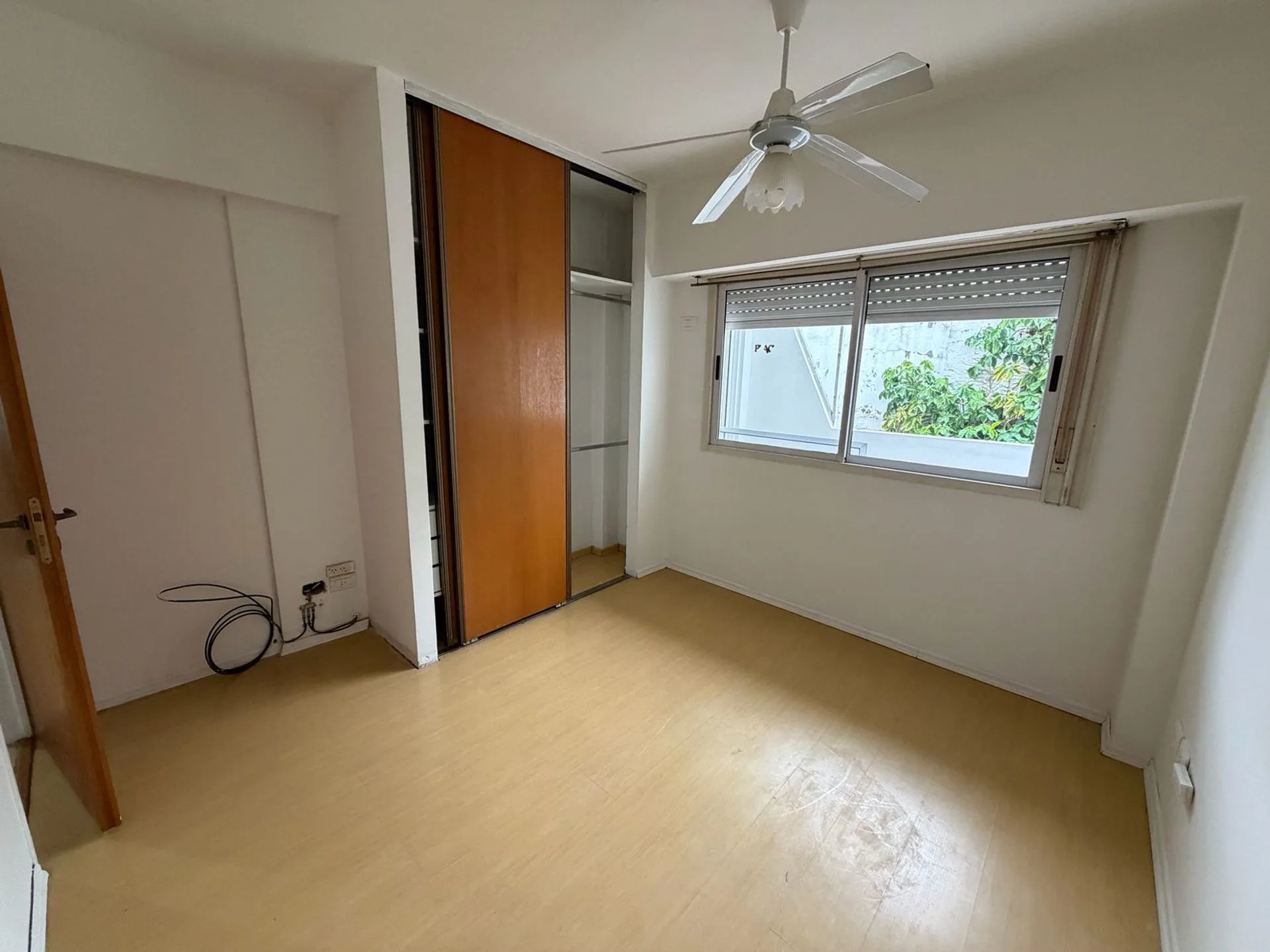 DEPARTAMENTO EN EXELENTE CONDICIONES ZONA ALMAGRO foto 4