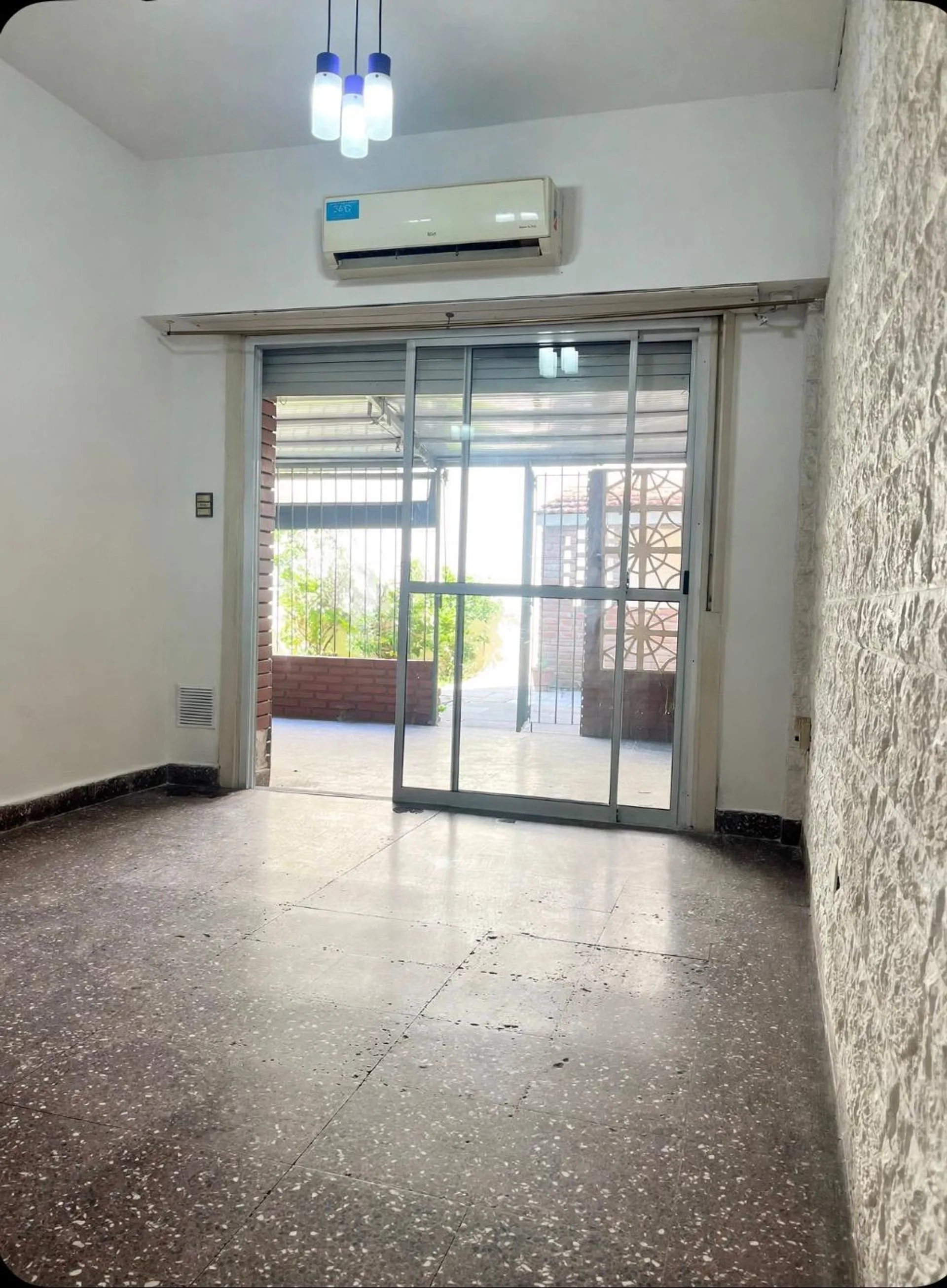 Departamento venta con Patio  Villa Lugano foto 5