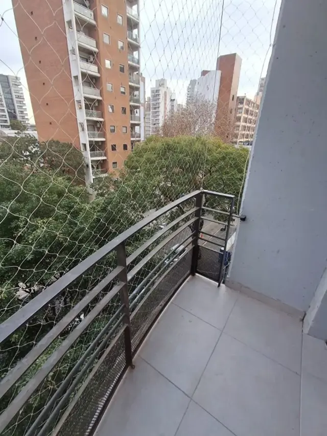 IMPECABLE DEPARTAMENTO EN LOMITAS APTO PROFESIONAL