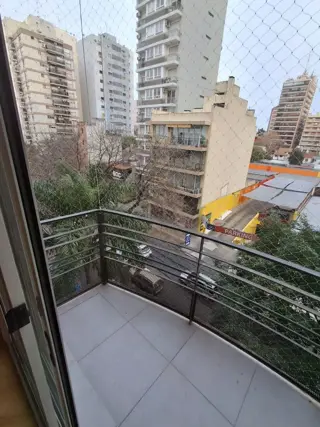 IMPECABLE DEPARTAMENTO EN LOMITAS APTO PROFESIONAL foto 2