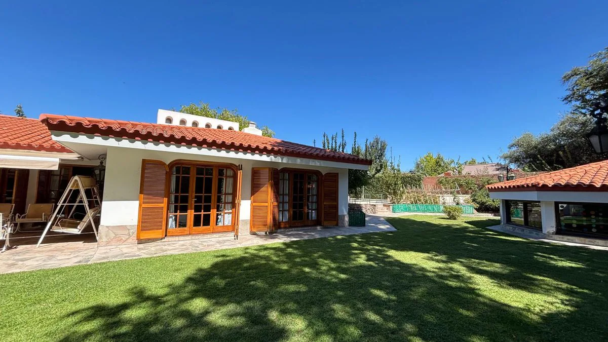 GRAN CASA DE CATEGORÍA SOBRE DARRAGUEIRA, CHACRAS foto 3