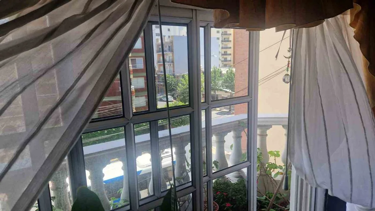 Venta Depto. 2 Amb con Coch y Altillo-Avellaneda foto 3