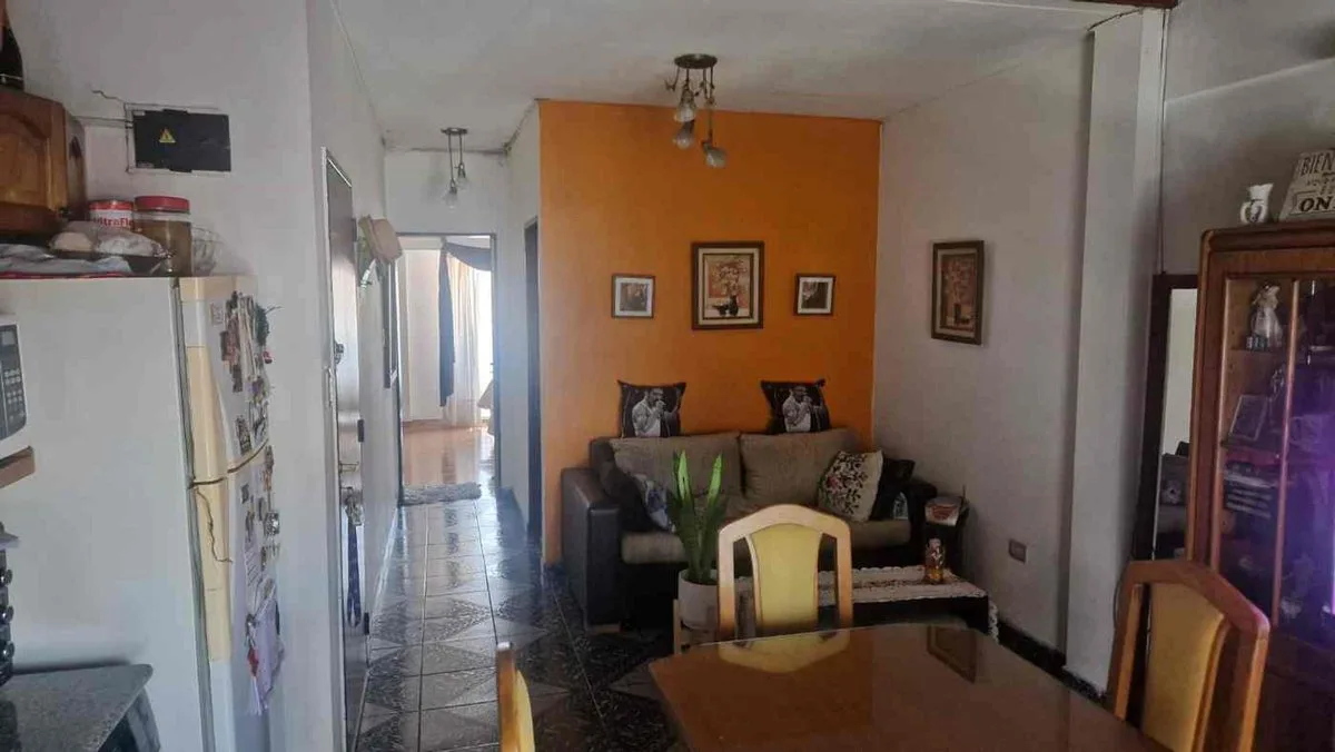 Venta Depto. 2 Amb con Coch y Altillo-Avellaneda foto 4
