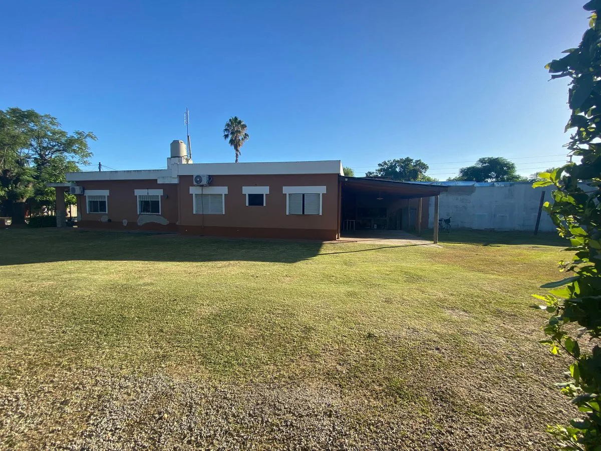 VENTA CASA DOBLE LOTE 4AMBIENTES MARCOS PAZ foto 2