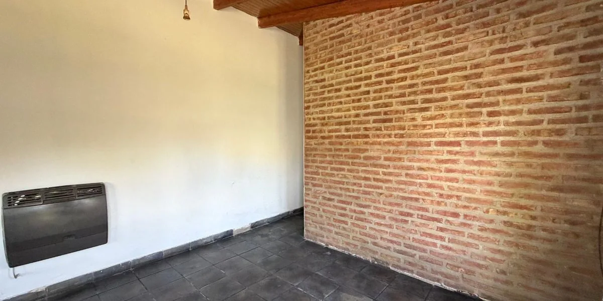 VENTA DE CASA EN CENTENARIO. Casco Viejo foto 4