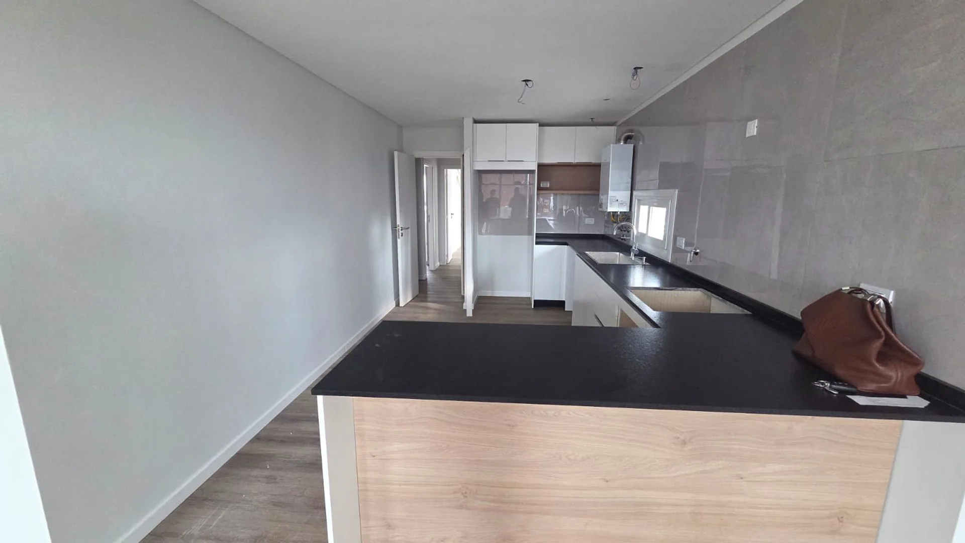Semipiso de 2 dormitorios con cochera foto 2