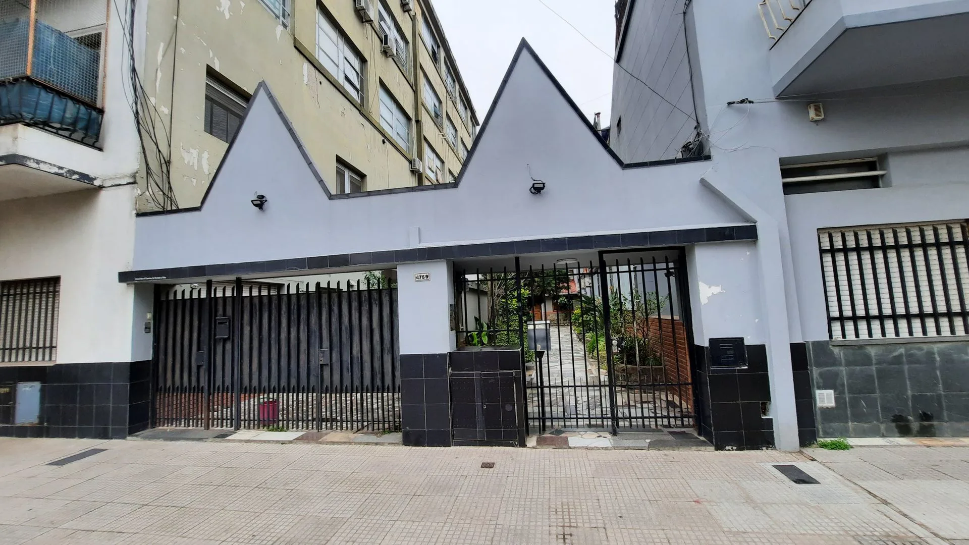 VENTA PH 2 AMBIENTES V. SARSFIELD TIPO DUPLEX