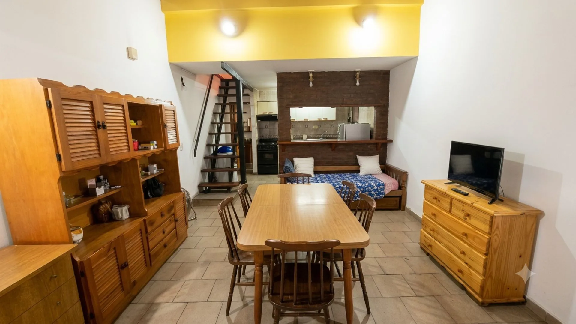 VENTA PH 2 AMBIENTES V. SARSFIELD TIPO DUPLEX foto 2