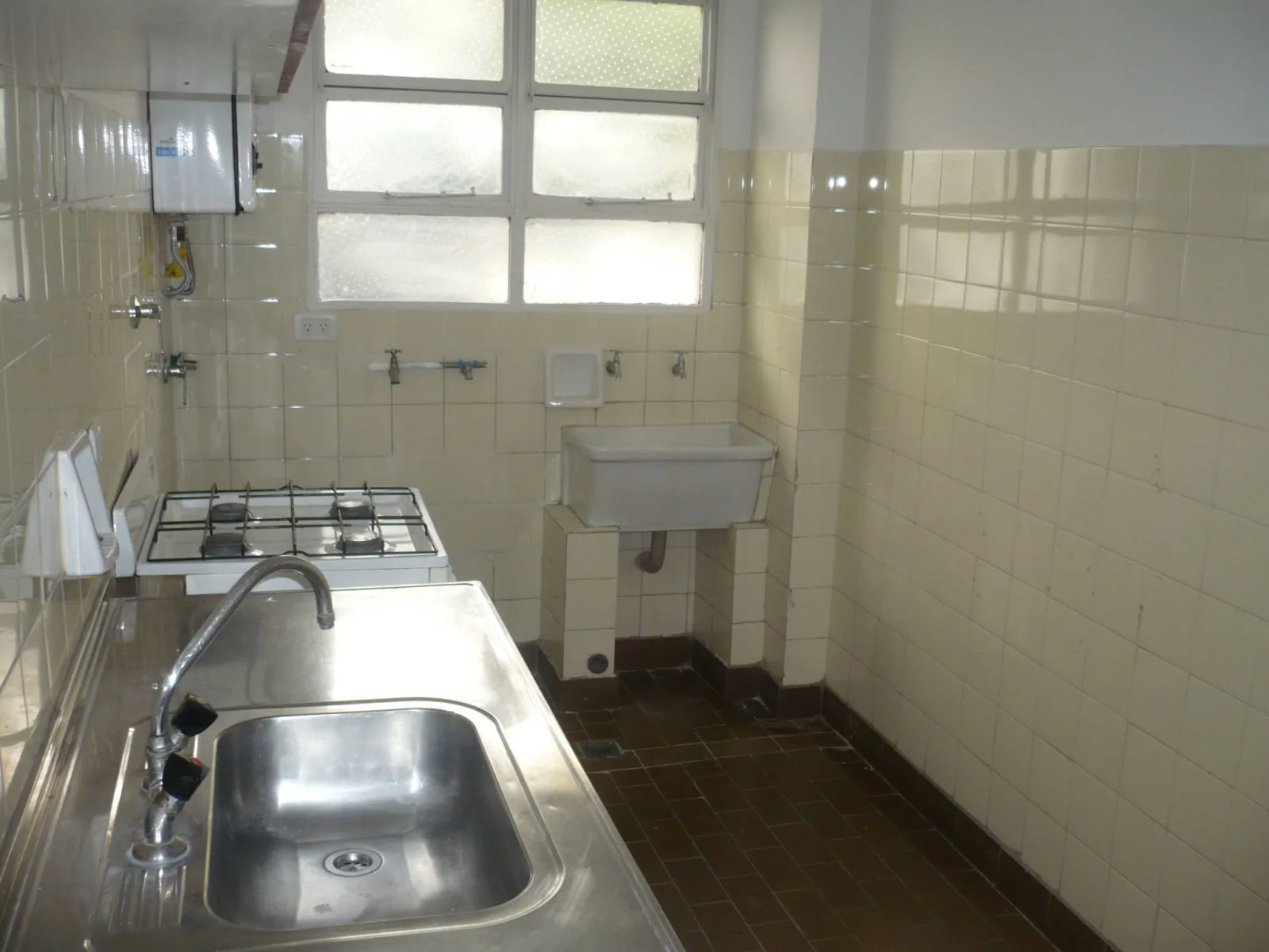 Semipiso de 3 Ambientes Al Frente foto 3