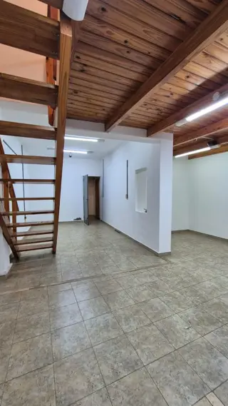 LOCAL COMERCIAL EN VENTA EXCLUSIVA UBICACIÓN.- OPORTUNIDAD foto 5