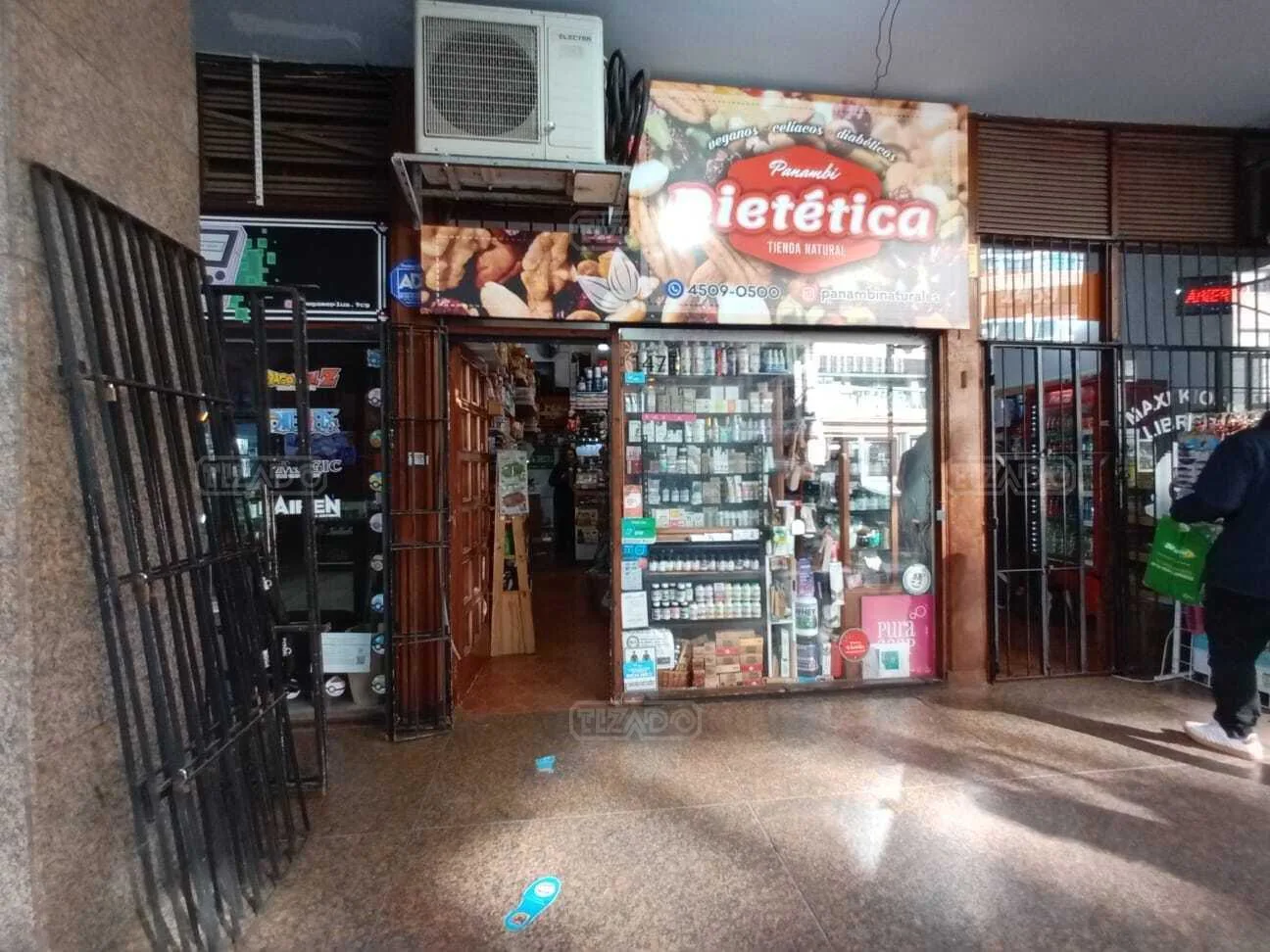 Corrientes 1400 foto 3