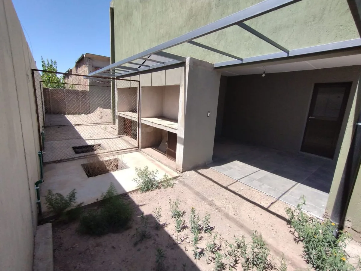 Duplex En Luzuriaga Con Entrega En Junio 2027 foto 4