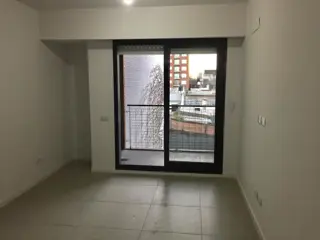 Departamento monoambiente en alquiler en Rosario. foto 4