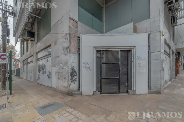 Local en Venta en Olivos - 560 m2