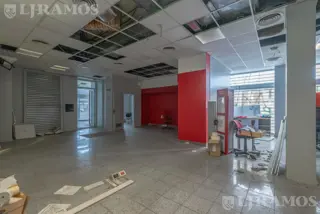 Local en Venta en Olivos - 560 m2 foto 3
