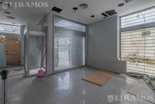 Local en Venta en Olivos - 560 m2 foto 4