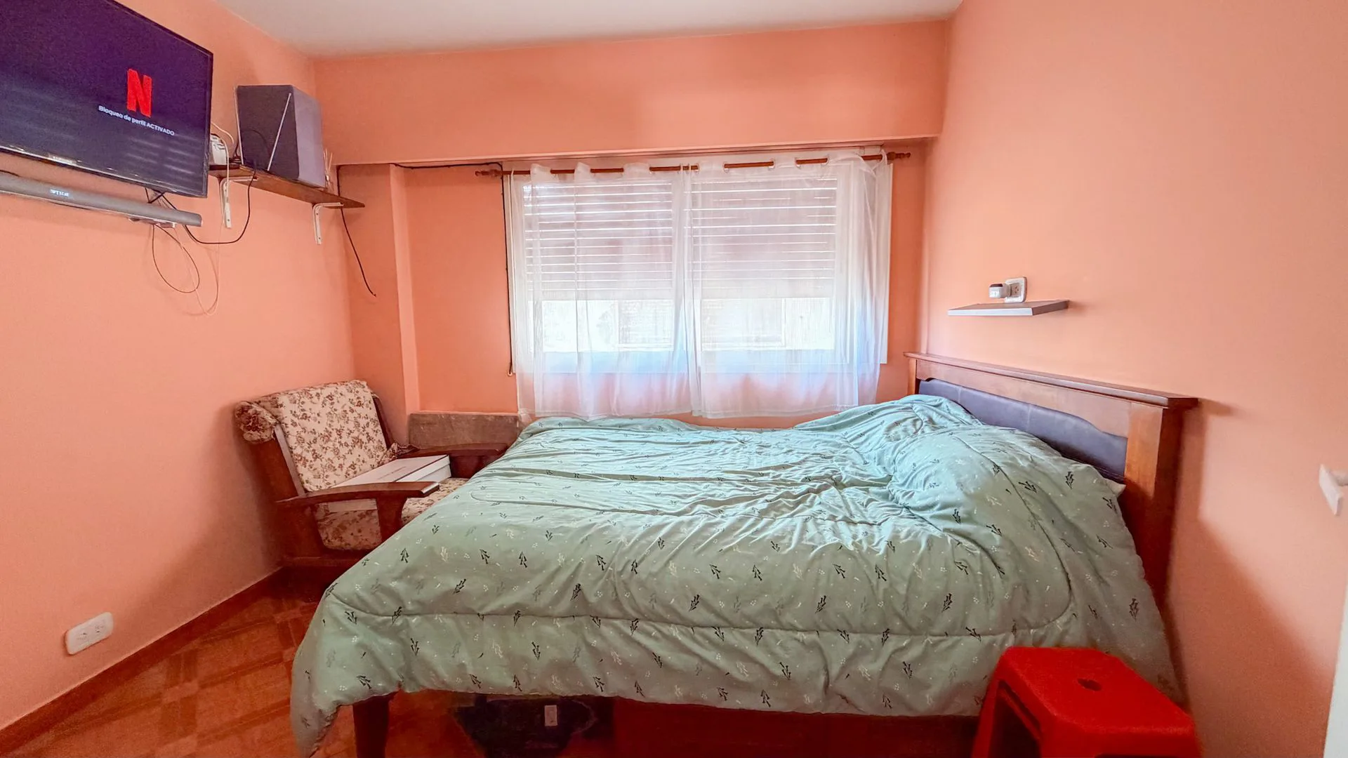 VENTA DEPARTAMENTO 2 AMBIENTES / BALCON AL FRENTE foto 5