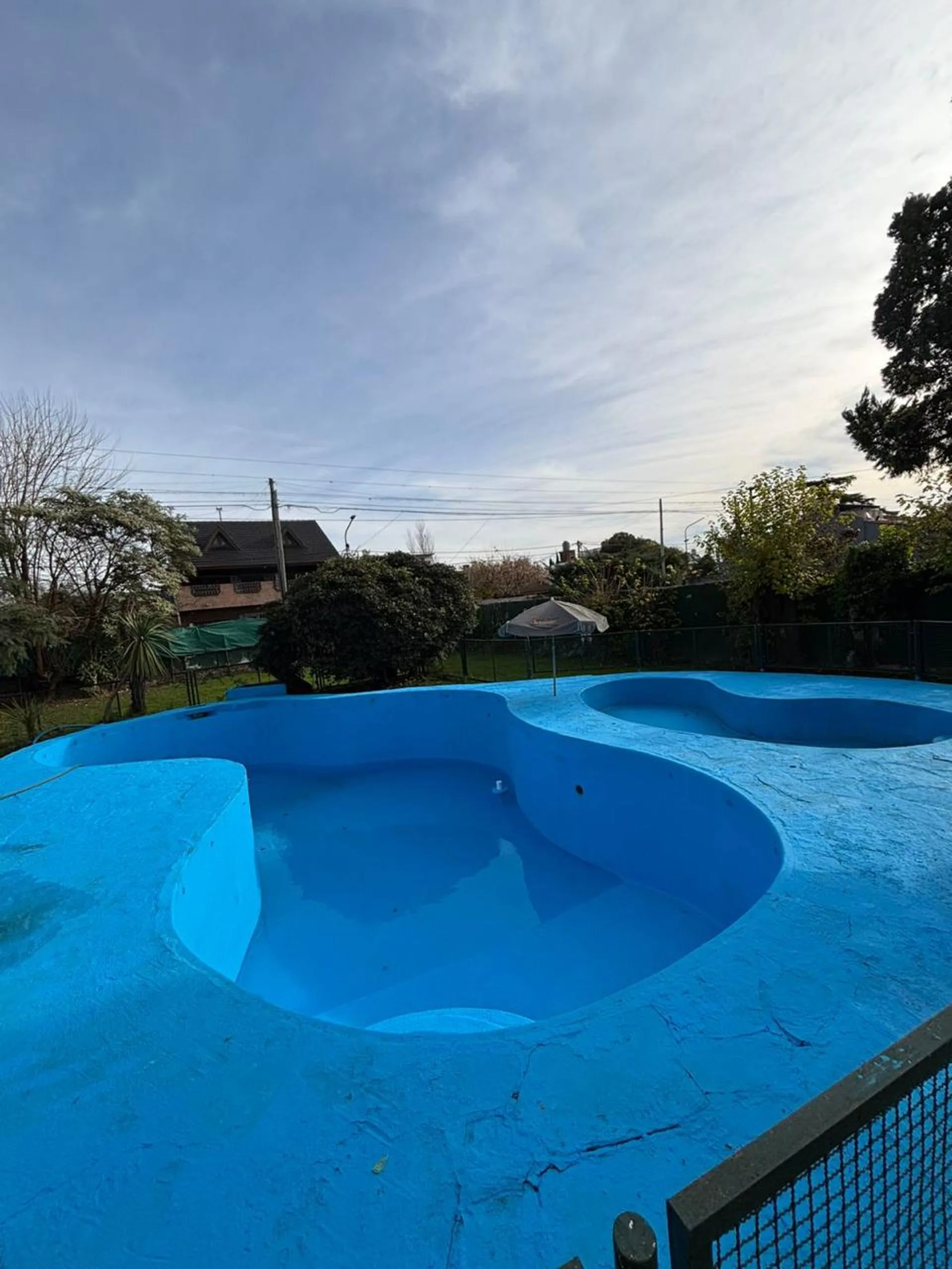 QUINTA A LA VENTA EN PASO DEL REY, MORENO. foto 4